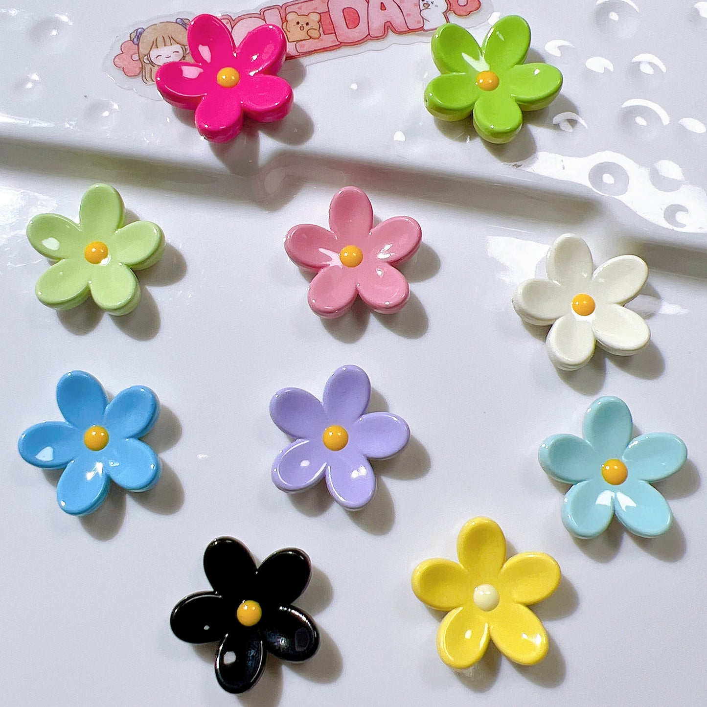 (5pic for 1 Bag) Cute Raised Edge Flowers DIY Resin Charms   (Pack Offline)