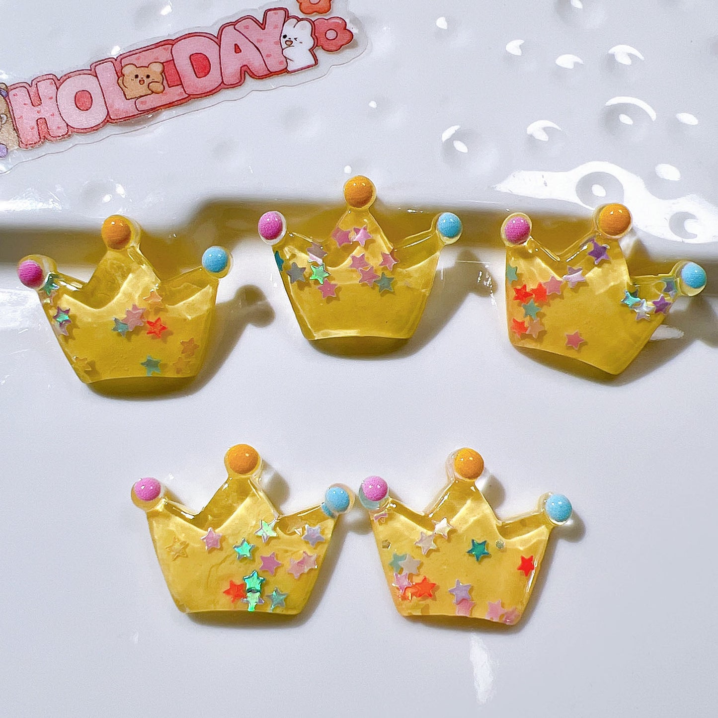 (5pic for 1 Bag) Cutie Transparent Sequins Crown DIY Resin Charms  (Pack Offline)