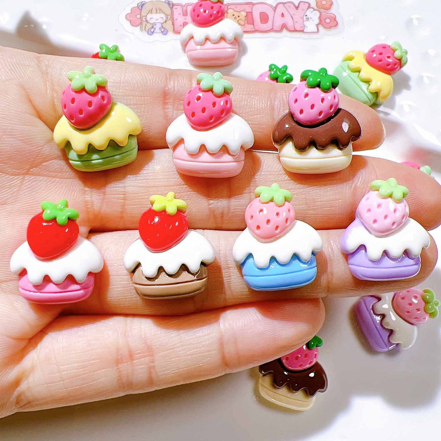 （5pic for 1bag）Cutie strawberry cake diy resin charms （pack offline）