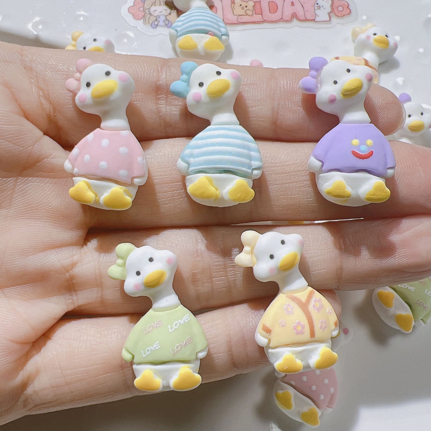 （5pic for 1bag）Cutie Crooked Head Duck Diy Resin Charms （pack Offline）