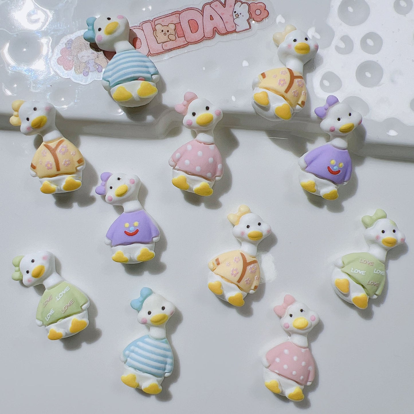 （5pic for 1bag）Cutie Crooked Head Duck Diy Resin Charms （pack Offline）