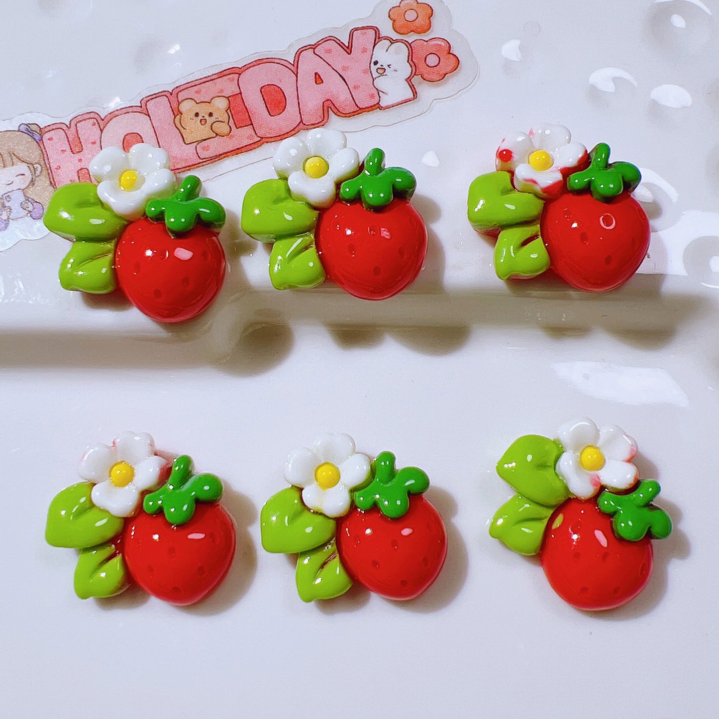 （5pic for 1bag）Cutie small  strawberry diy resin charmss（pack offline）