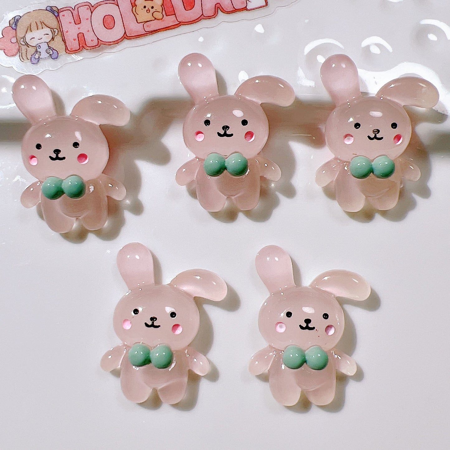 (5pic for 1 Bag) Cute Night Glowing Bunny Bear DIY Resin Charms  (Pack Offline)