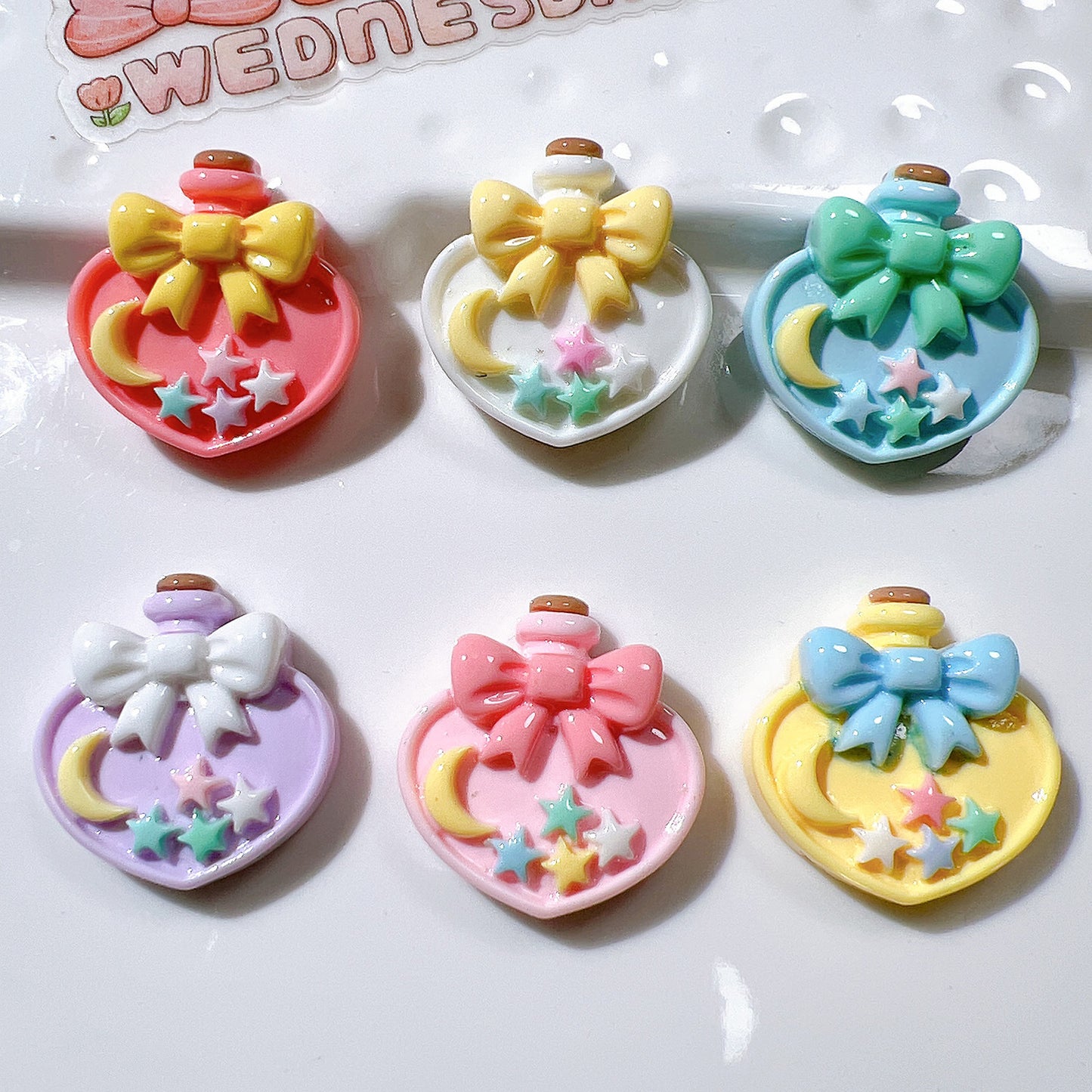 (5pic for 1 Bag) Cute Love Wish Bottle DIY Resin Charms  (Pack Offline)