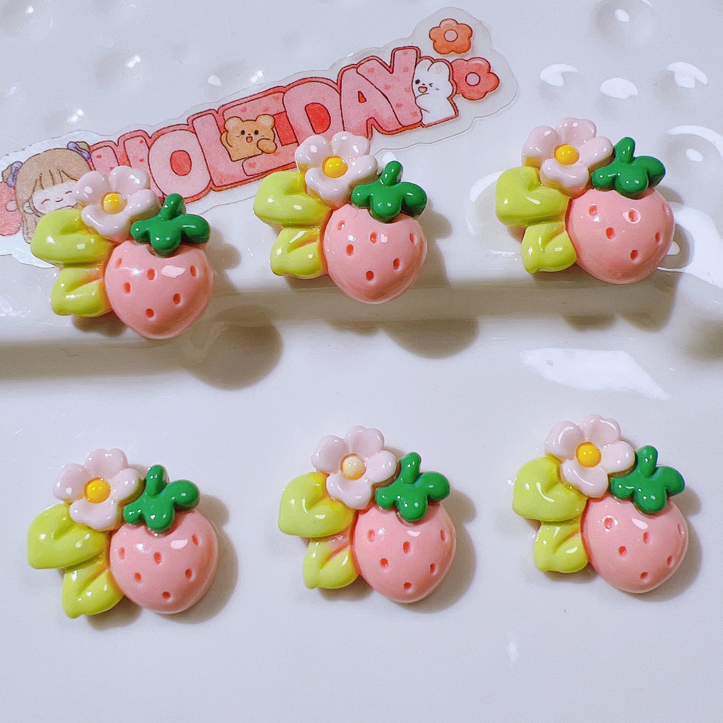 （5pic for 1bag）Cutie small  strawberry diy resin charmss（pack offline）