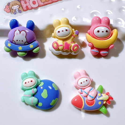 (5pic for 1 Bag)cutie Rocket Rabbit Diy Resin Charms   (Pack Offline)