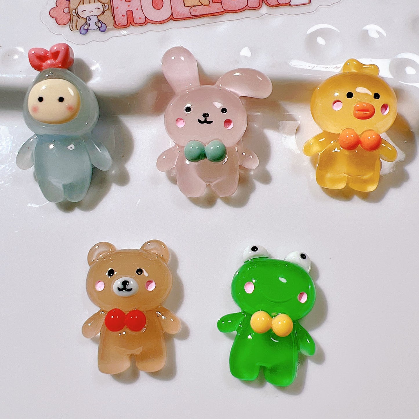 (5pic for 1 Bag) Cute Night Glowing Bunny Bear DIY Resin Charms  (Pack Offline)