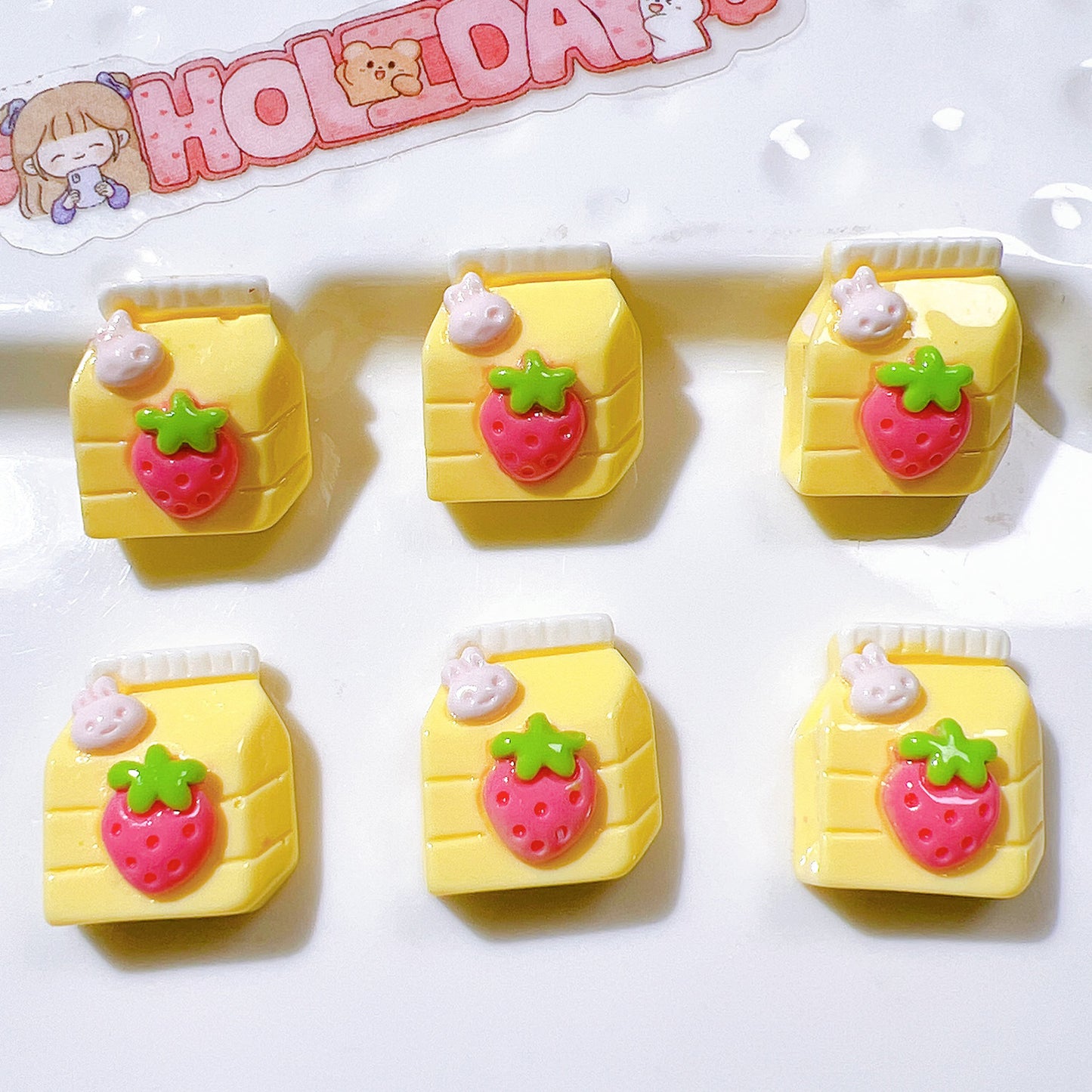 （5pic for1bag）Cutie small strawberry beverage bottle resin charms （pack offline）